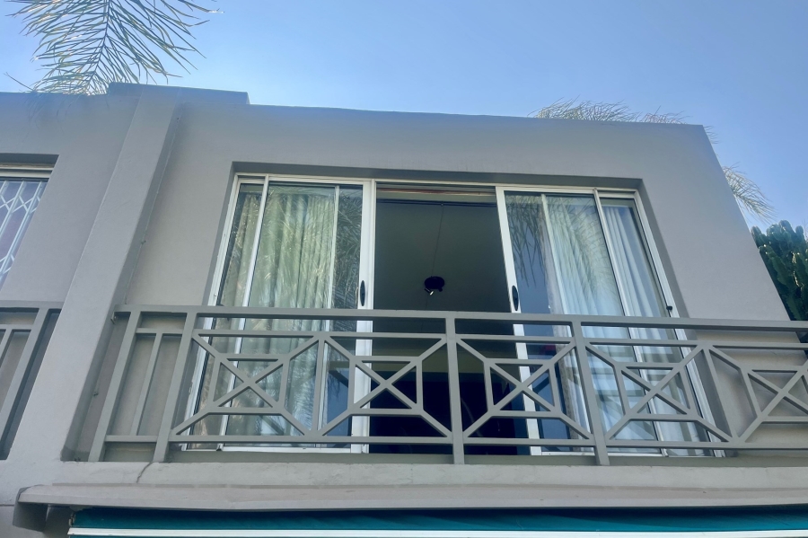 To Let 3 Bedroom Property for Rent in Caribbean Beach Club North West